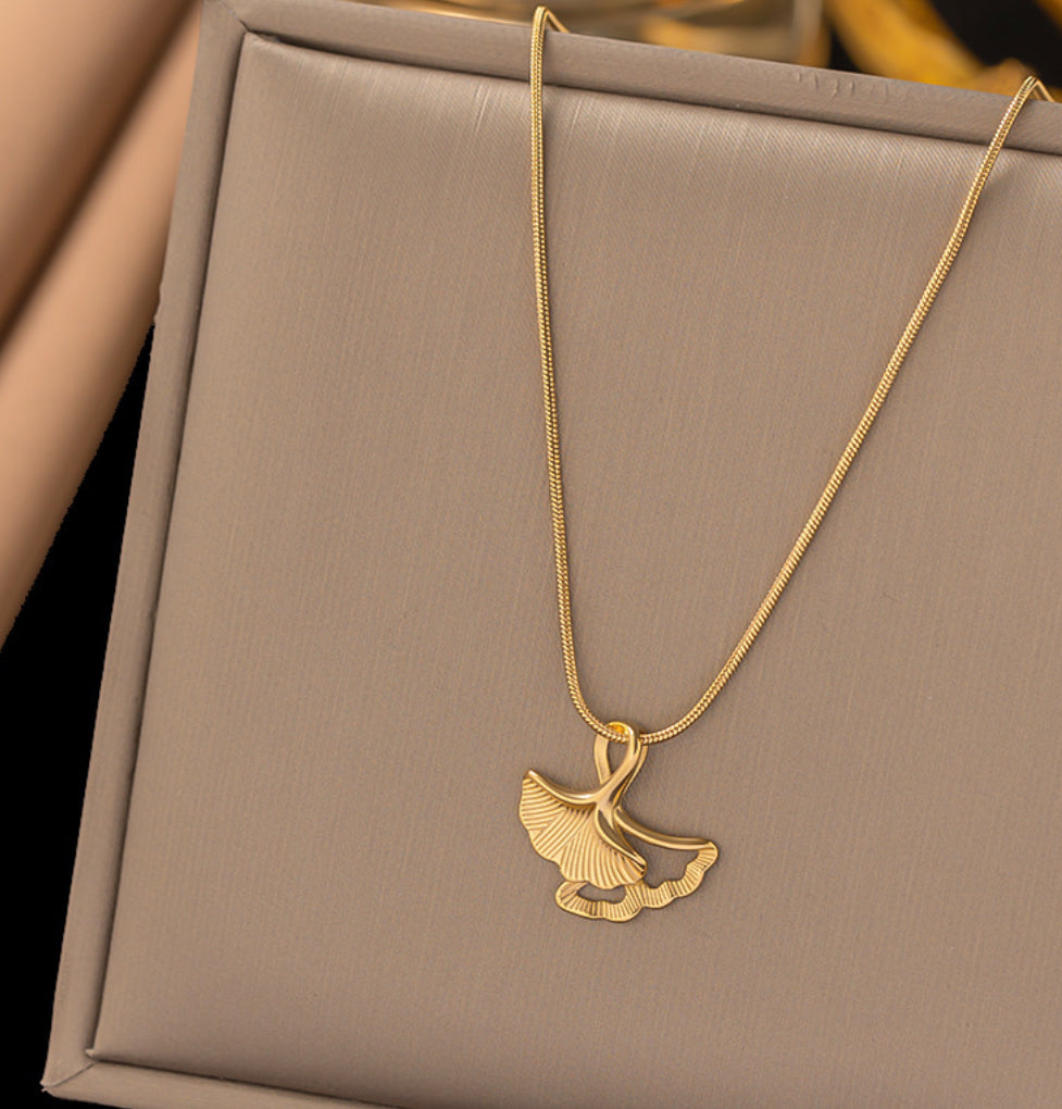 Stainless Steel Pendant Necklace Gold Plated